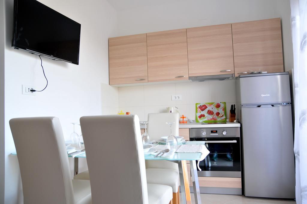 A&L Apartment Sukošan Екстериор снимка