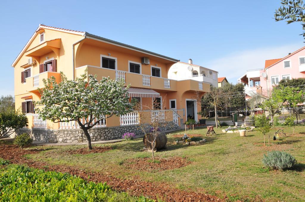 A&L Apartment Sukošan Екстериор снимка