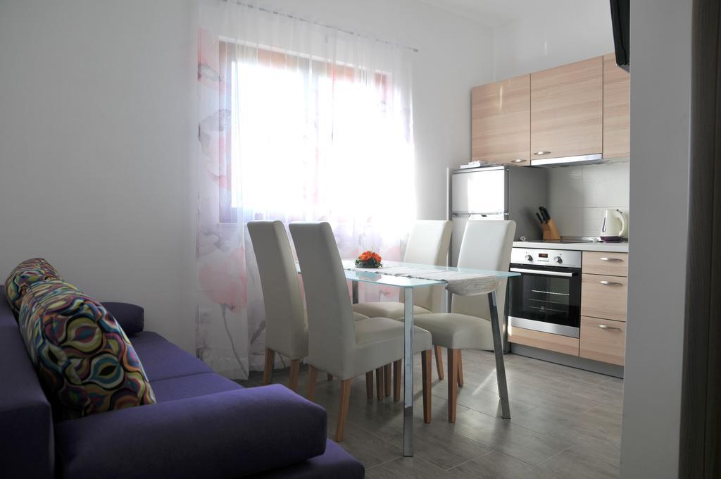 A&L Apartment Sukošan Екстериор снимка