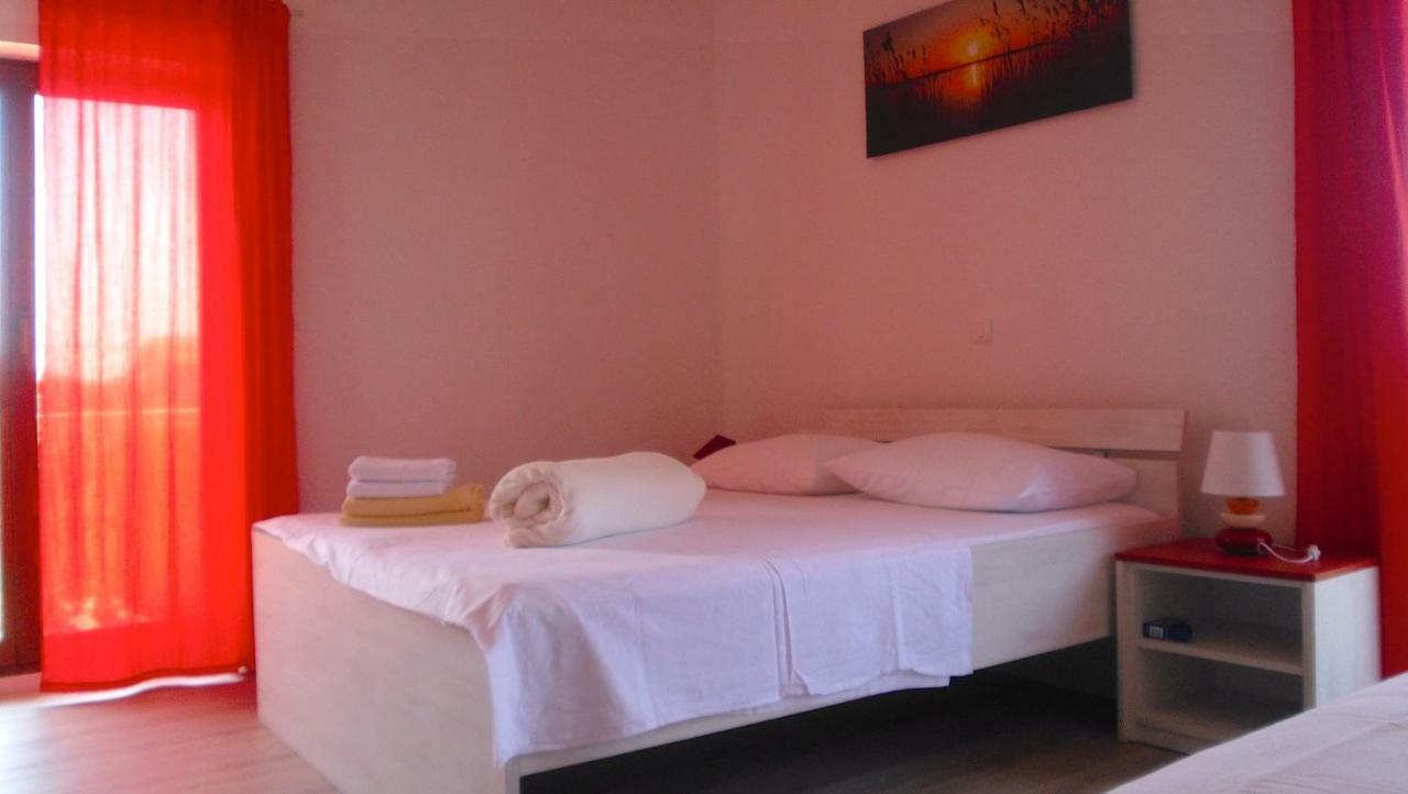 A&L Apartment Sukošan Екстериор снимка
