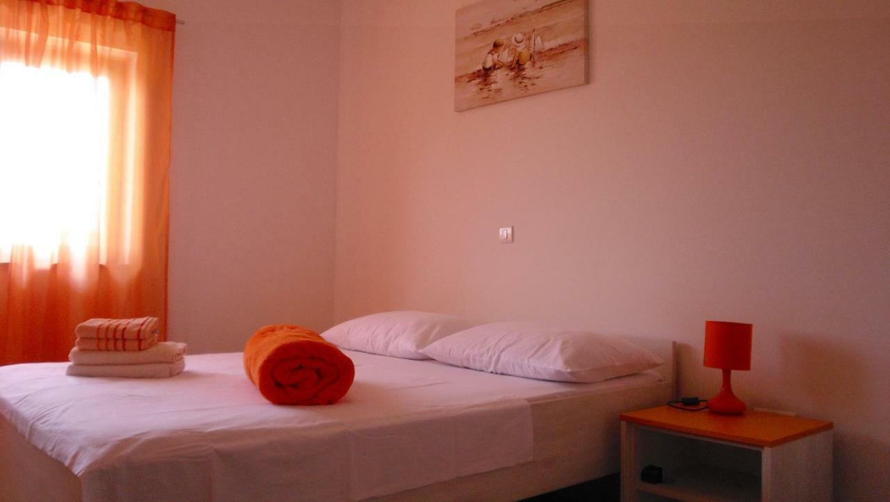 A&L Apartment Sukošan Екстериор снимка